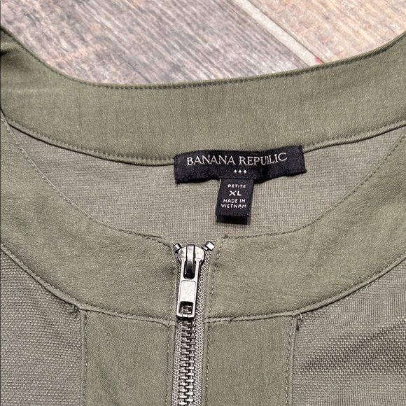 Banana Republic Olive Green Zip-Up Jacket - Picture 2 of 5